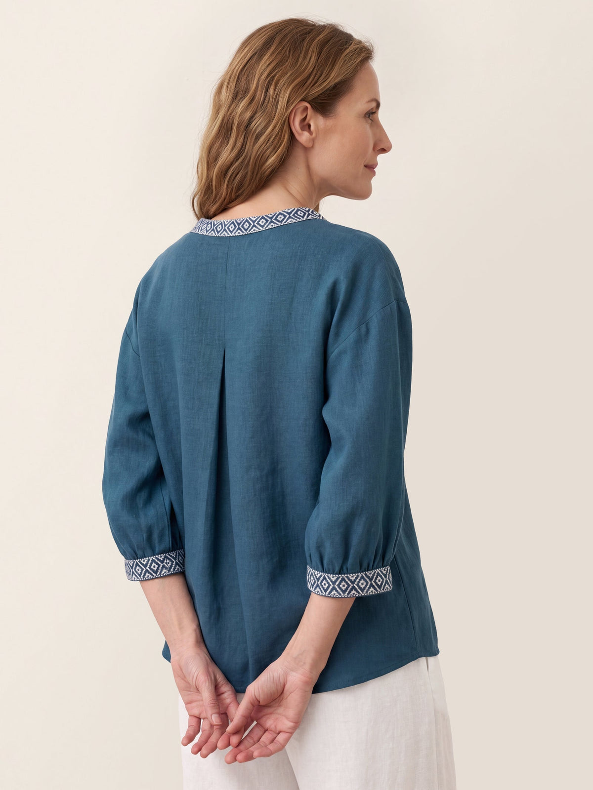 100% Linen Geometric Trim V-Neck Shirt SORAYA