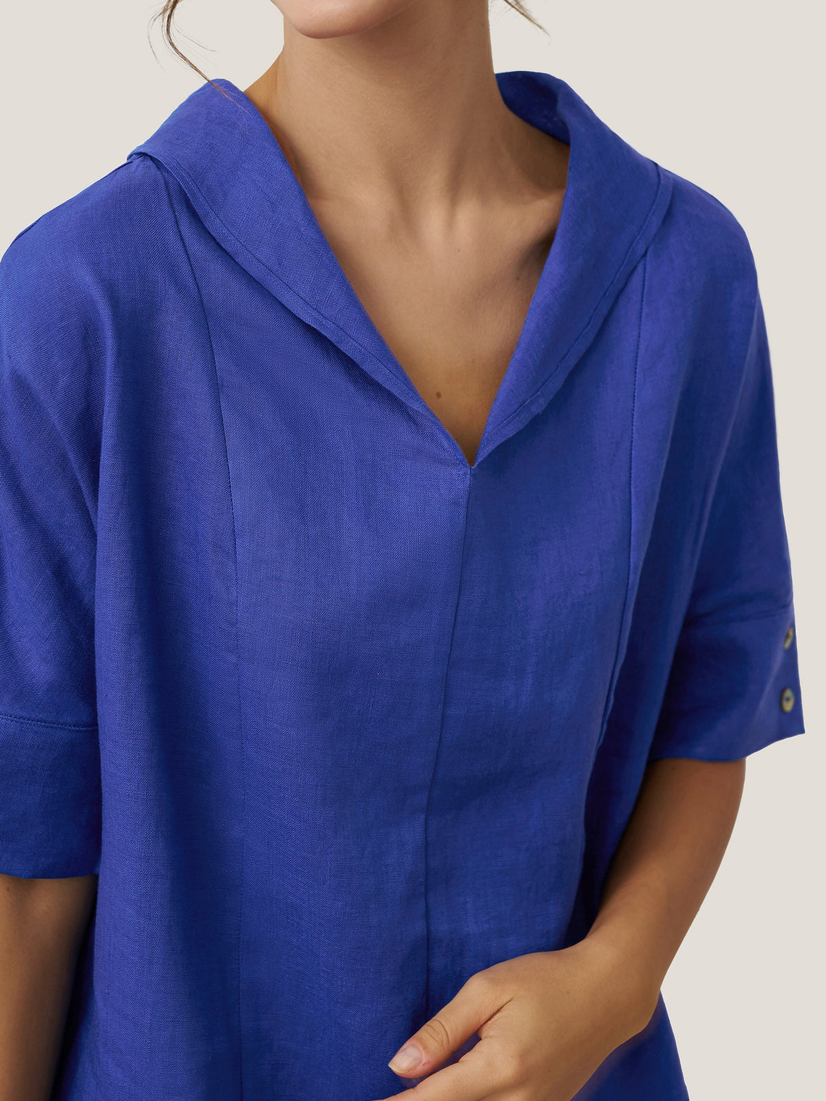 Linen V-Neck Short-Sleeve Shirt SIERRA