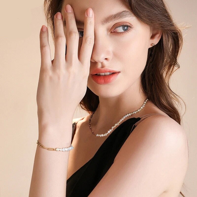 Rhoni Paper Clip Pearl Bracelet
